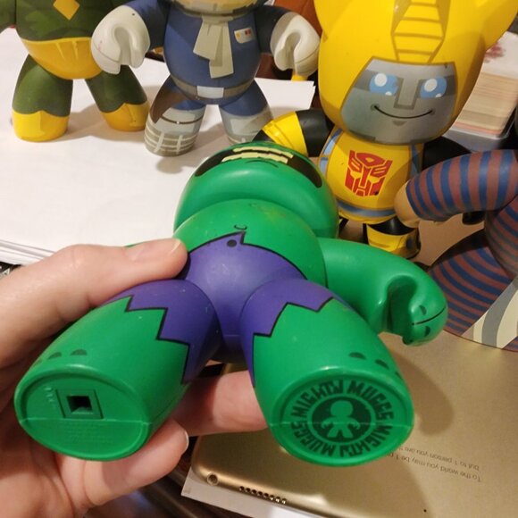 Hasbro Mighty Muggs Collectible Action Figures - Picture 2 of 7